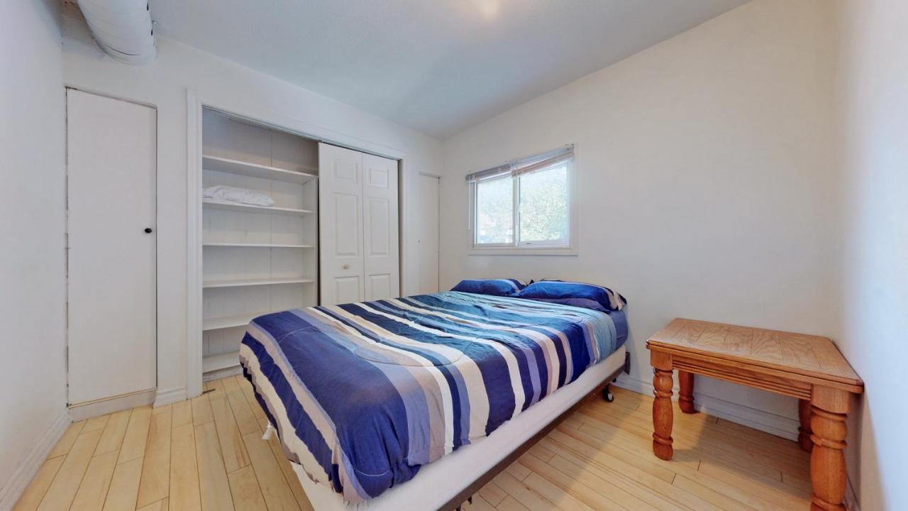 Main Beach River Retreat - Wasaga Beach 1 - Main Strip - 95 Mosley St Bagian luar foto
